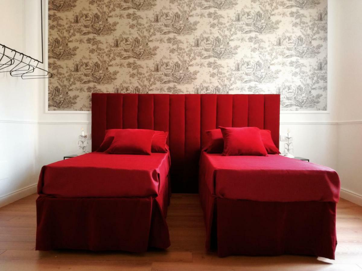 Bloom Rooms Foligno Extérieur photo
